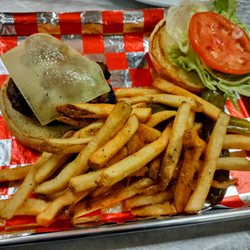 R'Bar & Grill - BB (Beef & Brisket) Burger
