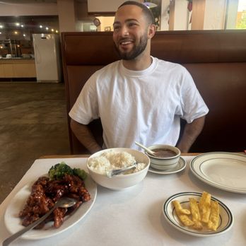 Gourmet Kingdom - Whole meal - Chinese Near Me - Carrboro, North Carolina