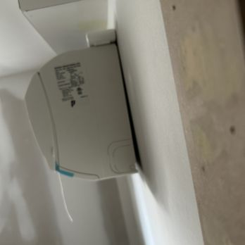 Mr Furnace - POOR INSTALL HANGING OFF AND LOOSE - Heating & Air Conditioning/HVAC Near Me - St. Catharines, Ontario Mr Furnace - POOR INSTALL HANGING OFF AND LOOSE - Heating & Air Conditioning/HVAC Near Me - St. Catharines, Ontario