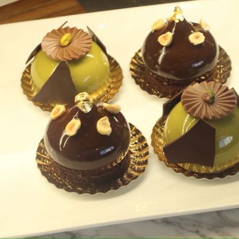 Cocotte - Incredible exceptionally beautiful pastries - French Near Me - Old Saybrook, Connecticut