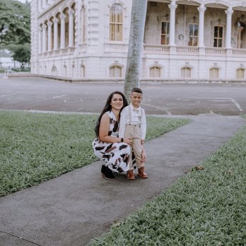 Moments by LM - Mommy & me photoshoot - Session Photography Near Me - Honolulu, Hawaii Moments by LM - Mommy & me photoshoot - Session Photography Near Me - Honolulu, Hawaii