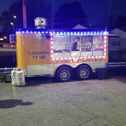 Aunt Mae's Fish Truck
