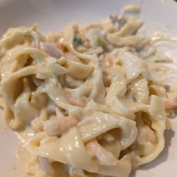 Angelina's Spaghetti House - Seafood Fettuccine Alfredo. 8/10 - Italian Near Me - Stockon, California Angelina's Spaghetti House - Seafood Fettuccine Alfredo. 8/10 - Italian Near Me - Stockon, California