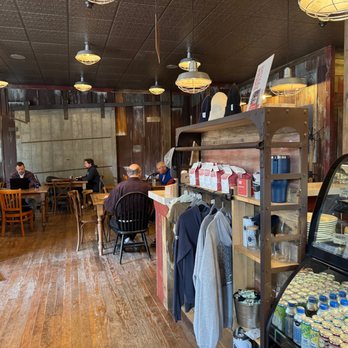 Blue Collar Coffee - interior - Coffee & Tea Near Me - Delafield, Wisconsin