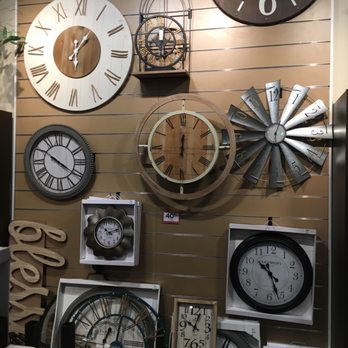 Kirkland's - Home Decor Near Me - Moreno Valley, California