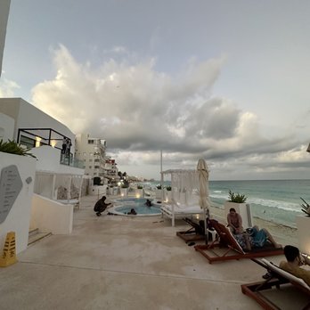 Óleo - Hotels Near Me - Cancún, ROO
