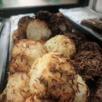 Scottish Bakehouse - Bakeries Near Me - Vineyard Haven, Massachusetts