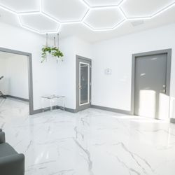 ReInventu Wellness Lobby