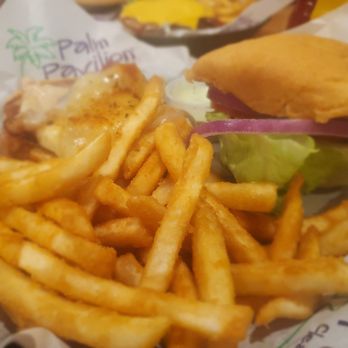 Crabby's Beachside Pavilion - Key West Chicken Sandwich - Seafood Near Me - Clearwater Beach, Florida Crabby's Beachside Pavilion - Key West Chicken Sandwich - Seafood Near Me - Clearwater Beach, Florida