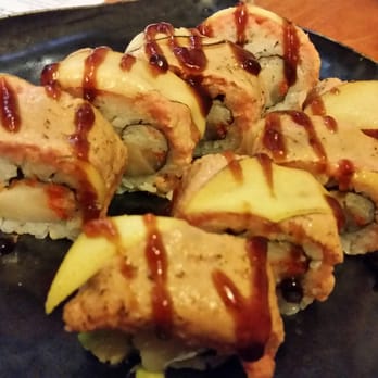 Bai Sushi - Magma roll gives you both tunas, white and spicy - Sushi Bars Near Me - Astoria, New York Bai Sushi - Magma roll gives you both tunas, white and spicy - Sushi Bars Near Me - Astoria, New York