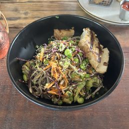 soba noodle salad with tofu