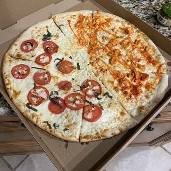 Flippin' Pizza - Buffalo chicken - Pizza Near Me - Bethesda, Maryland