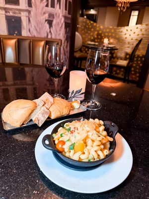 Chaz on the Plaza by null