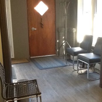 Roncesvalles Chiropractic & Massage - Chiropractors Near Me - Toronto, Ontario Roncesvalles Chiropractic & Massage - Chiropractors Near Me - Toronto, Ontario