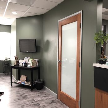 Khang Le, DDS - SC Endodontics - Waiting area views - Endodontists Near Me - Costa Mesa, California Khang Le, DDS - SC Endodontics - Waiting area views - Endodontists Near Me - Costa Mesa, California