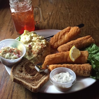 Sayner Pub - Pizza Near Me - Sayner, Wisconsin Sayner Pub - Pizza Near Me - Sayner, Wisconsin