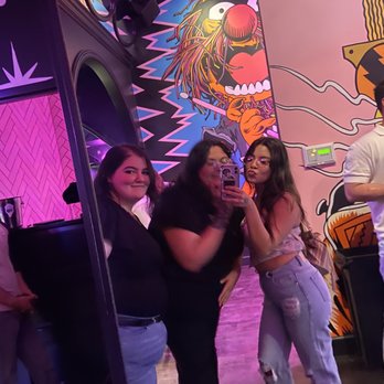 We All Scream - Dance Clubs Near Me - Las Vegas, Nevada