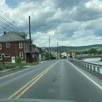 Ice Shack - On the way from Lamar. - Ice Cream & Frozen Yogurt Near Me - Mill Hall, Pennsylvania