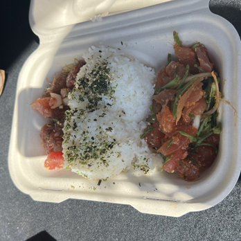 Oki's Seafood Corner - Seafood Near Me - Kahului, Hawaii