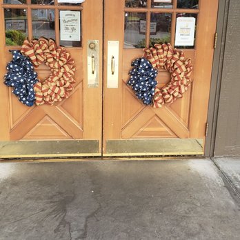 Cracker Barrel Old Country Store - Doors - Breakfast & Brunch Near Me - Grovetown, Georgia
