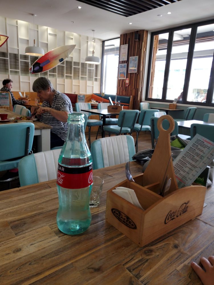 BREAKERS CAFE & BAR 43 Bryce Street, Hamilton, Waikato, New Zealand