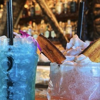 Wilfred's Lounge - Hawaiian Near Me - Napa, California