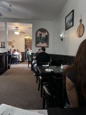 Nino's Family Restaurant by null