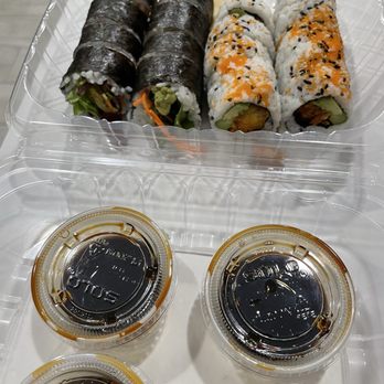 KUB KAO Thai & Sushi - Thai Near Me - Davie, Florida