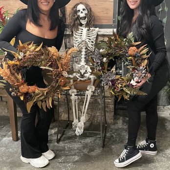 Atlantic Gardening Company - Halloween wreath workshop - Nurseries & Gardening Near Me - Raleigh, North Carolina
