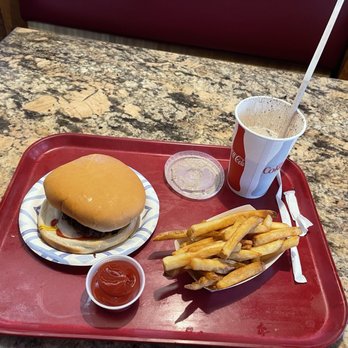 Arctic Roadrunner - American. Small fry. Oreo shake. - Burgers Near Me - Anchorage, Alaska