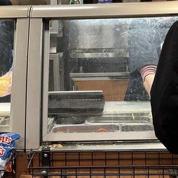 Subway - Gross glass and counter - Sandwiches Near Me - Eagle Mountain, Utah