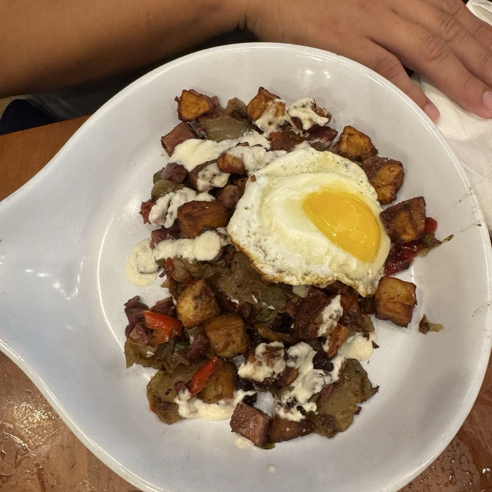 Ruby Slipper Decatur - Corned Beef Hash Royale - Breakfast & Brunch Near Me - New Orleans, Louisiana Ruby Slipper Decatur - Corned Beef Hash Royale - Breakfast & Brunch Near Me - New Orleans, Louisiana