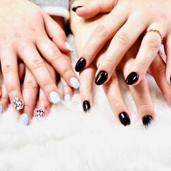 P & A Nail Spa - Christmas lights design