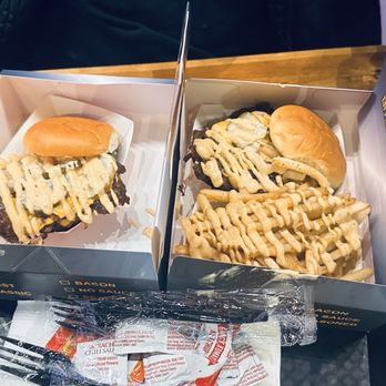 Burger 3000 - Smash doubles with Seasoned fries - Burgers Near Me - Chatsworth, California