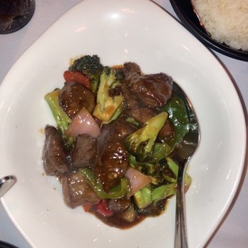 Sei Less - Filet Mignon & Broccoli - Chinese Near Me - New York, New York