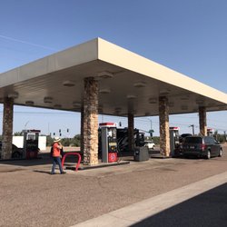Tonto Apache Market - Outside