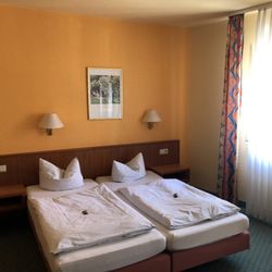 Steakhouse Am Rathaus - Zimmer