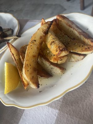 Gus and Marty's by null