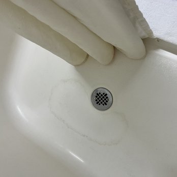 Fairway Inn - Dirty shower floor - Hotels Near Me - Florence, Indiana