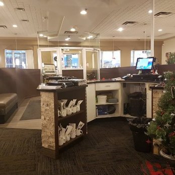 Grainfields Family Restaurant - a christmas tree in the lobby - Comfort Food Near Me - Saskatoon, Saskatchewan Grainfields Family Restaurant - a christmas tree in the lobby - Comfort Food Near Me - Saskatoon, Saskatchewan