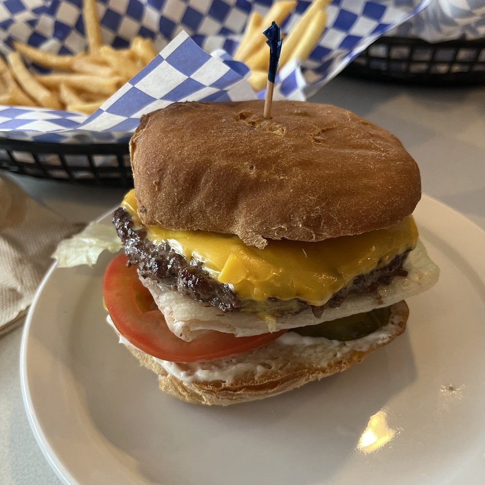 Skyline Restaurant - Cheeseburger with a gluten free bun - Burgers Near Me - Portland, Oregon Skyline Restaurant - Cheeseburger with a gluten free bun - Burgers Near Me - Portland, Oregon