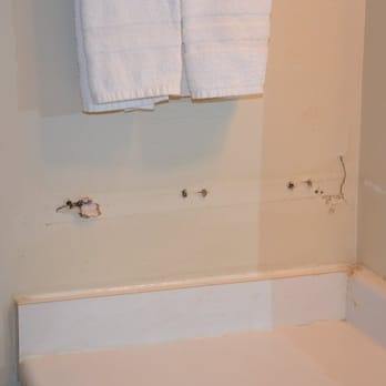 Travelodge - towel bar ripped from the wall? - Rest Stops Near Me - Flagstaff, Arizona Travelodge - towel bar ripped from the wall? - Rest Stops Near Me - Flagstaff, Arizona