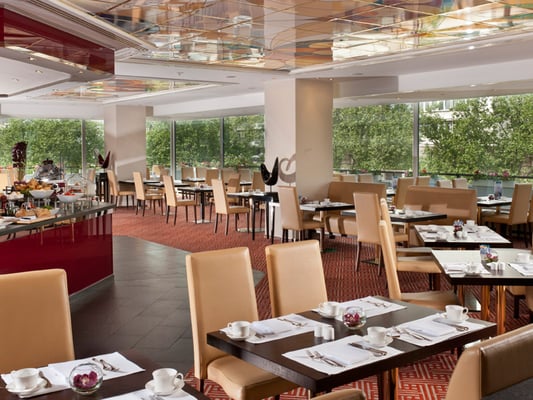 Hotel Palace Berlin by null