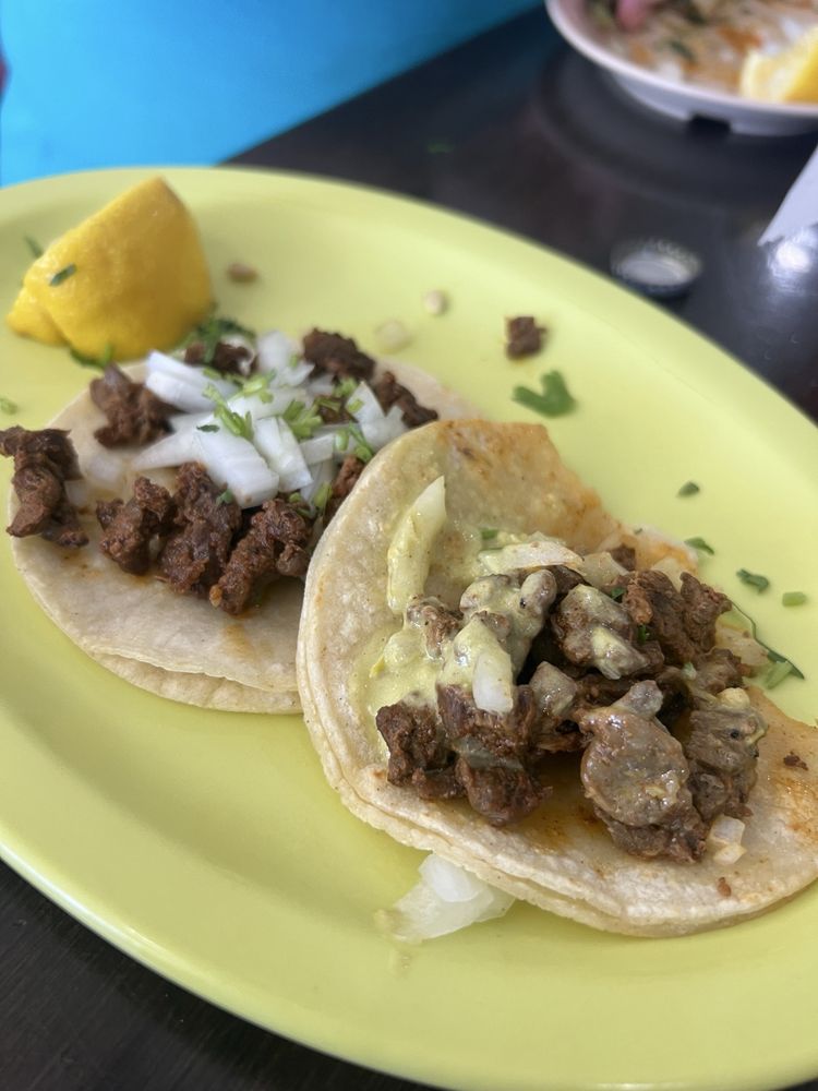 Tropitacos Logo