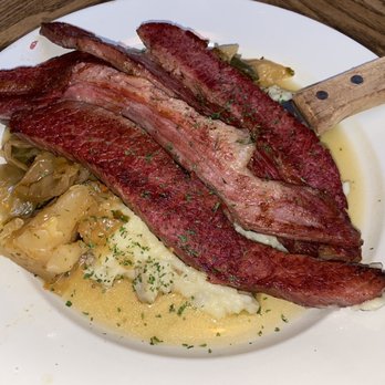 Finnigan's Wake Irish Pub - Corned Beef And Cabbage - Irish Near Me - Winston-Salem, North Carolina