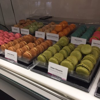 Le Macaron French Pastries - Yummy Macaroons - Coffee & Tea Near Me - Winter Park, Florida Le Macaron French Pastries - Yummy Macaroons - Coffee & Tea Near Me - Winter Park, Florida