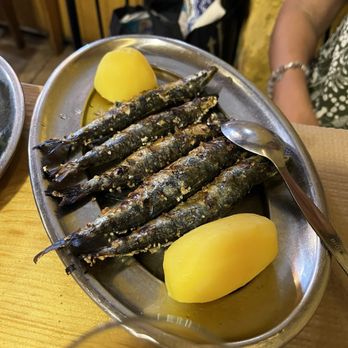 A Muralha Tasca Típica - Grilled sardines with baked potato - Portuguese Near Me - Lisbon, 11 A Muralha Tasca Típica - Grilled sardines with baked potato - Portuguese Near Me - Lisbon, 11