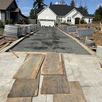 Aspen Lawn & Sprinklers - Gravel base for pavers - Landscaping Near Me - Woodburn, Oregon Aspen Lawn & Sprinklers - Gravel base for pavers - Landscaping Near Me - Woodburn, Oregon