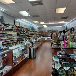 Vapes & Smoke
