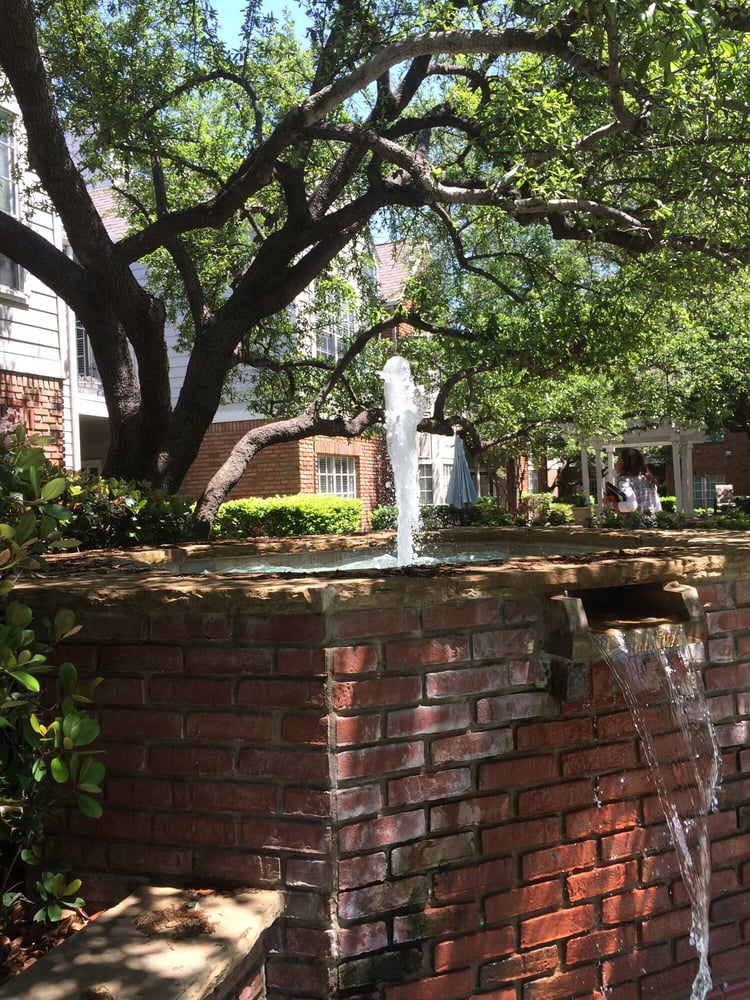 WILLIAMSBURG APARTMENTS Updated August 2024 12660 Hillcrest Rd